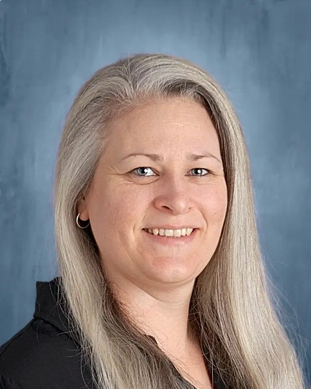 Mme. Natasha Cichanowicz
